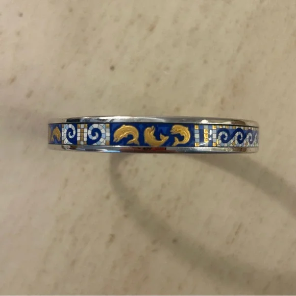 Stylish Blue and Gold Bracelet
